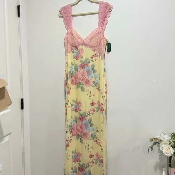 Yellow and Pink Floral Lace Dress - Picture 5 of 12